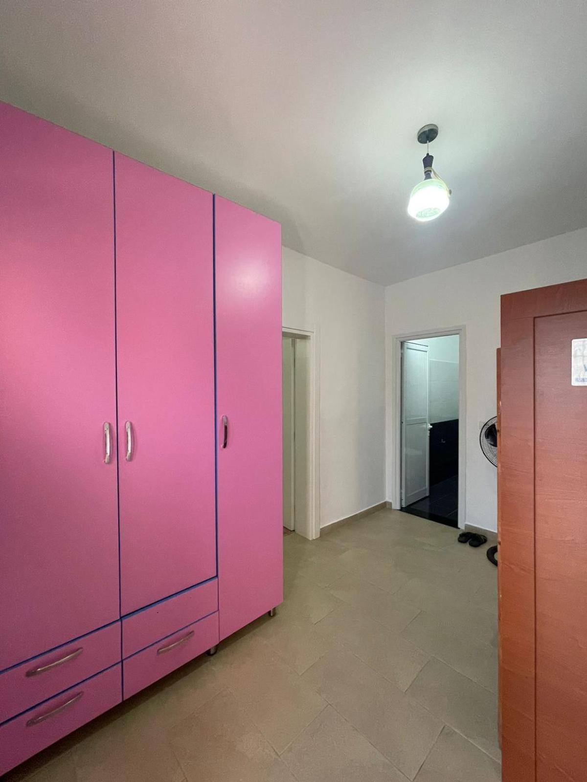 Rent Loren * Vlorë
