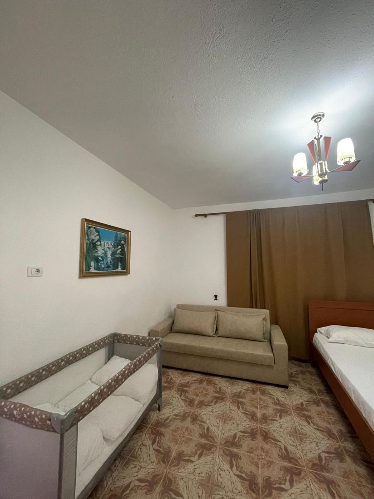 Rent Loren * Vlorë